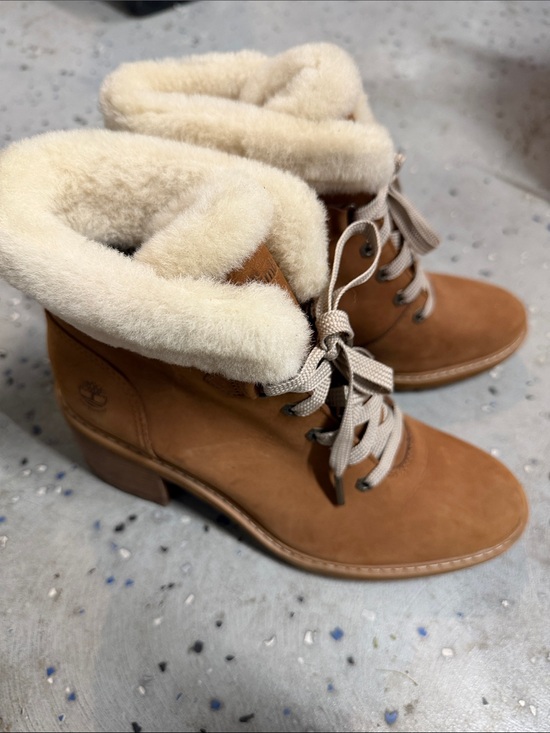 Timberland Shoes - Timberland Tan Suede Lace-Up Ankle Boots with Cream Shearling Collar
